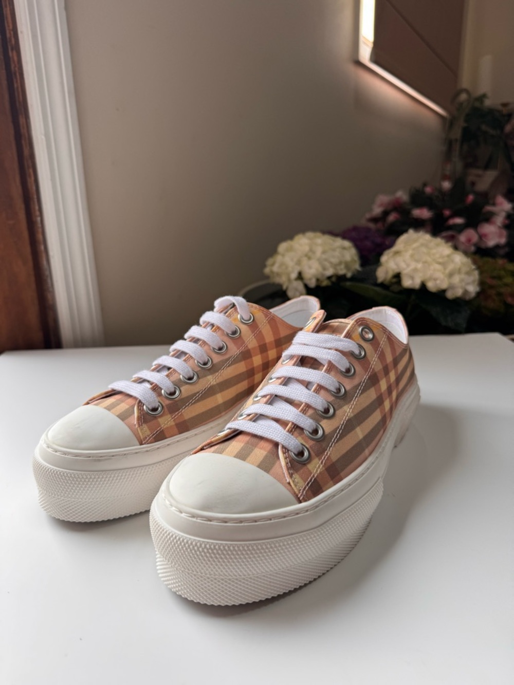 Burberry Check Platform Sneakers – Size EU 39.5 (Fits ~40) – Made in Italy - Picture 2 of 11